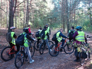 Relacja z rajdu rowerowego „Śladem Królewskich Łowów” 2025, 