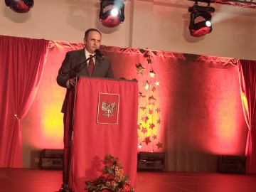 Uroczystość otwarcia nowej części Szkoły Podstawowej w Lipinach w Gminie Nowosolna, 