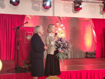 Uroczystość otwarcia nowej części Szkoły Podstawowej w Lipinach w Gminie Nowosolna, 